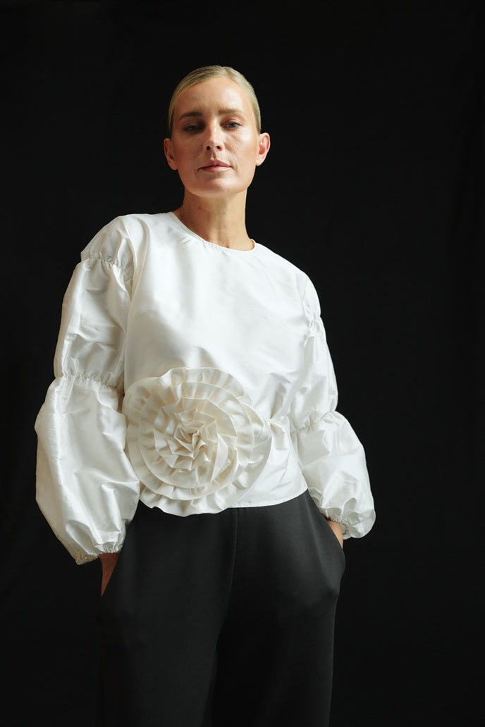 ATELIER TAKTIL - SKYE PUFF BLUSE CREME