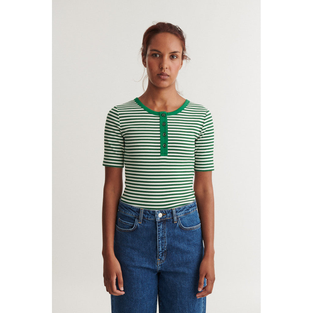 BASIC APPAREL - LUDMILLA SS STRIPE GRANDDAD GREEN