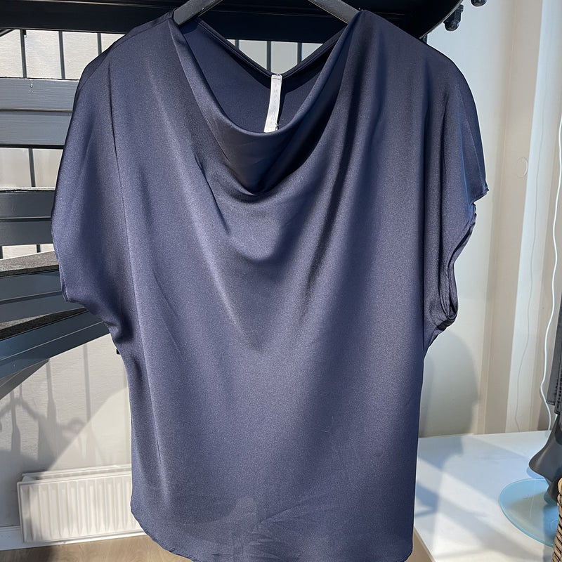 IMPERIAL - BLUSE MED VANDFALD NAVY