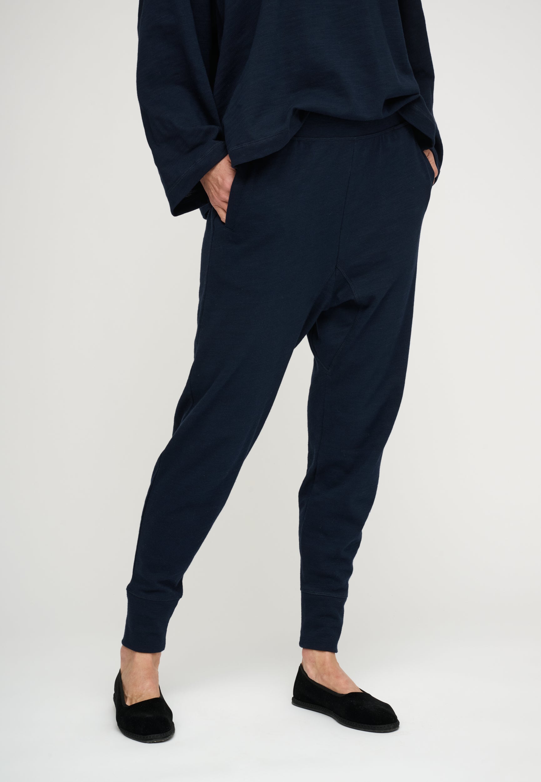 MOSHI MOSHI - SKYE SWEATPANT DARK NAVY